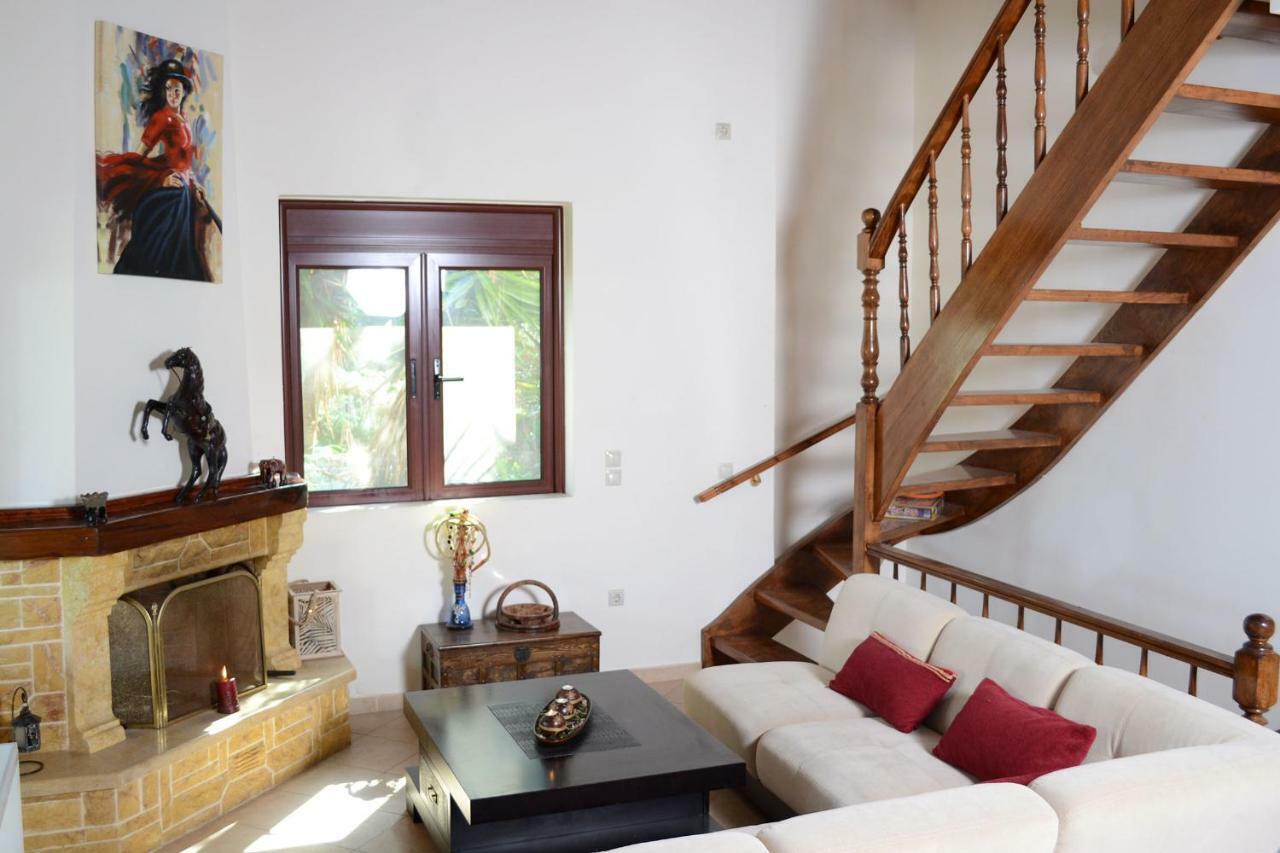 Villa Bella Loukisia Loukissia المظهر الخارجي الصورة